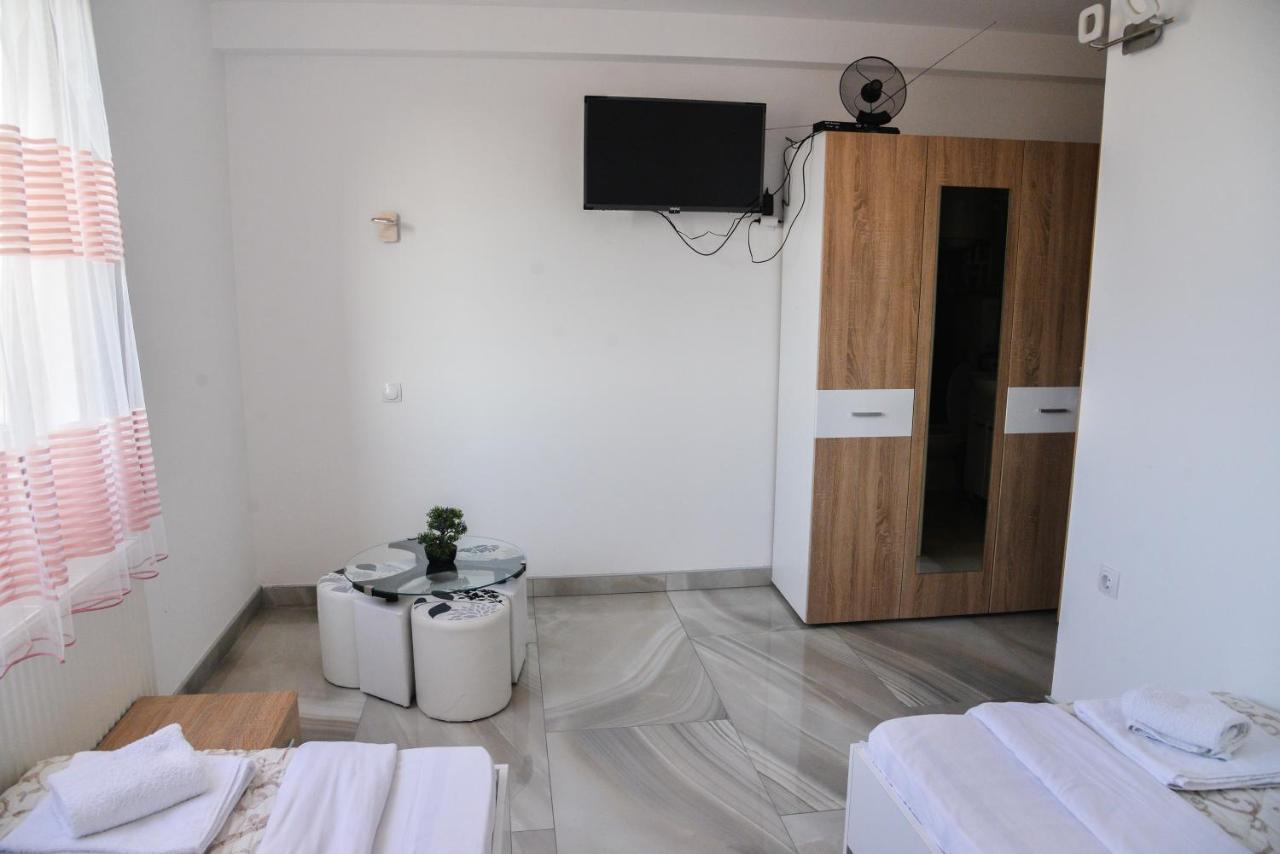 Bed and Breakfast Mesecev Konak Ниш Екстер'єр фото
